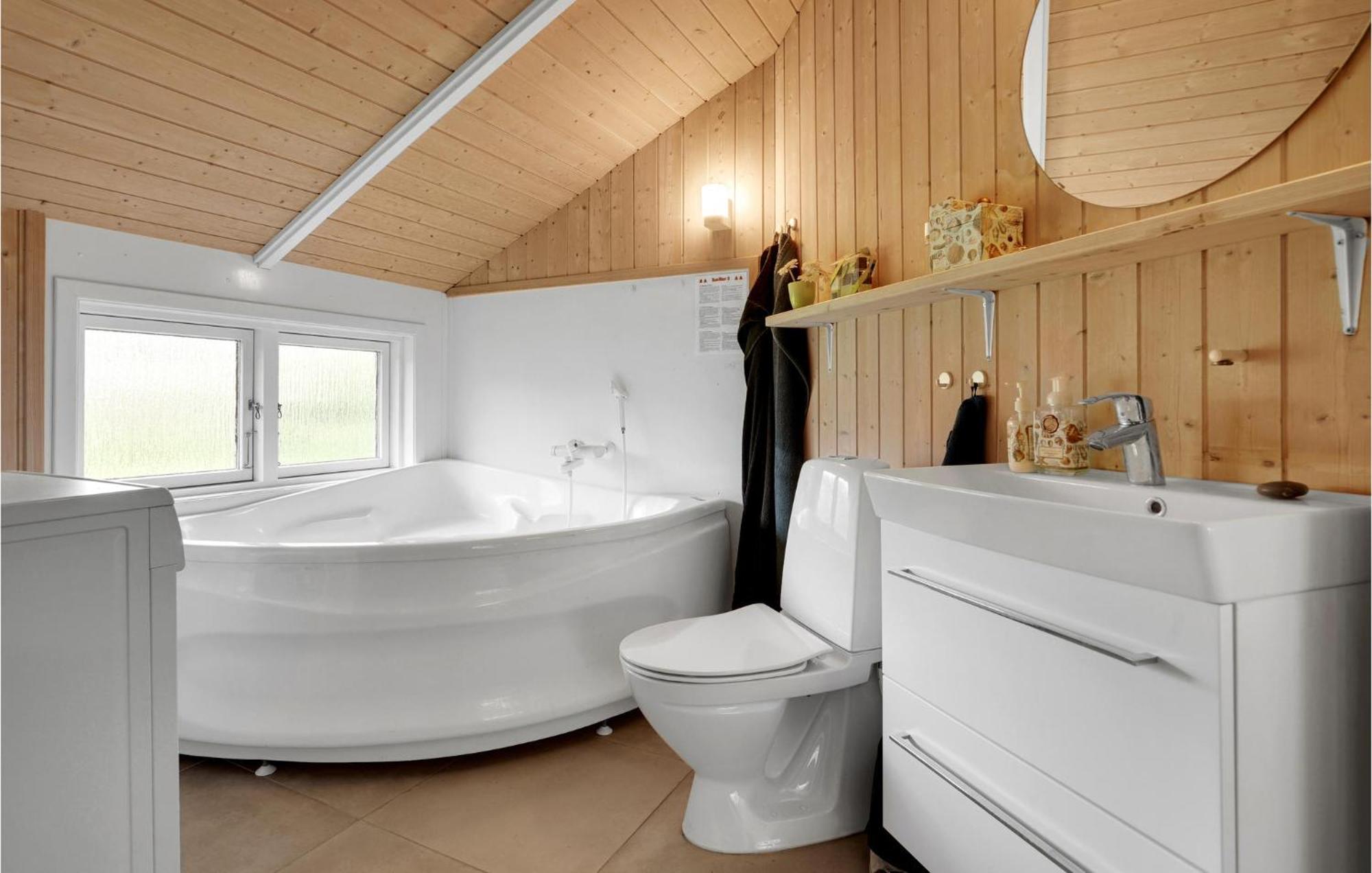 Holiday home 3 Bedroom In Juelsminde *